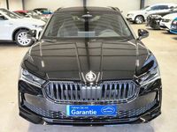 Neu Skoda Superb SportLine 193 PS (141 kW) 2025 Schwarz Kombi