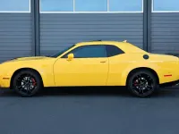 Używany Dodge Challenger 377 KM (277 kW) 2017 Żółty Coupe