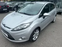 Gebraucht Ford Fiesta Trend 95 PS (69 kW) 2012 Limousine