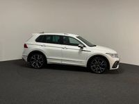 Gebraucht VW Tiguan R 320 PS (235 kW) 2024 Weiß SUV