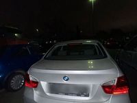 gebraucht BMW 318 E90 i