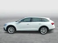 Gebraucht Skoda Octavia 190 PS (139 kW) 2023 Moonweiß perleffekt Kombi