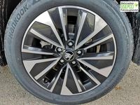 Neu Skoda Superb Selection 193 PS (141 kW) 2025 Pebble silver metallic Kombi