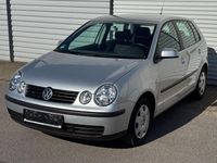 Gebraucht VW Polo Comfortline 64 PS (47 kW) 2002 Silber Limousine