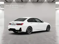 Gebraucht BMW 330 M Sport 258 PS (189 kW) 2025 Weiß Limousine