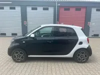 Gebraucht Smart ForFour Basis 71 PS (52 kW) 2016 Schwarz Kleinwagen