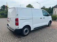 Gebraucht Opel Vivaro-e Combi Edition 120 PS (88 kW) 2022 Weiß Van / Kleinbus