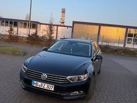 Gebraucht VW Passat Trendline 150 PS (110 kW) 2016 Schwarz Kombi
