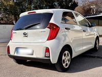 Second-hand Kia Picanto 67 CP (49 kW) 2017 Alb Hatchback