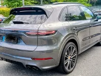 Gebraucht Porsche Cayenne 460 PS (338 kW) 2021 Grau SUV