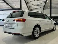 Używany VW Passat GTE 218 KM (160 kW) 2021 Biały Kombi
