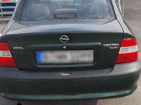 Gebraucht Opel Vectra 100 PS (73 kW) 1999 Grün Limousine