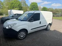 Gebraucht Opel Combo 95 PS (69 kW) 2016 Weiß Van / Kleinbus