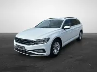 Gebraucht VW Passat Business 150 PS (110 kW) 2023 Weiß (gletscherweiß metallic) Kombi
