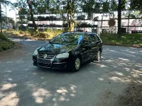 Gebraucht VW Golf VI 105 PS (77 kW) 2009 Schwarz Kleinwagen