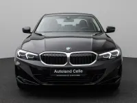 Gebraucht BMW 318 Shadowline 156 PS (114 kW) 2025 Schwarz 2668schwarz Limousine