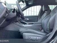 Gebraucht BMW 340 374 PS (275 kW) 2025 Saphirschwarz metallic Kombi