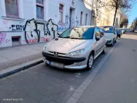 Gebraucht Peugeot 206 68 PS (50 kW) 2009 Silber Kleinwagen