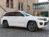 Gebraucht Jeep Grand Cherokee Overland 381 PS (280 kW) 2023 Weiß SUV