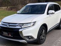 Gebraucht Mitsubishi Outlander Top 150 PS (110 kW) 2016 Perlmuttweiß (metallic) SUV