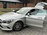 Gebraucht Mercedes CLA200 136 PS (100 kW) 2018 Grau Kombi