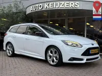 Używany Ford Focus ST 250 KM (183 kW) 2013 Biały Kombi