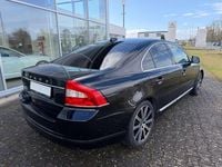 Gebraucht Volvo S80 Summum 114 PS (83 kW) 2012 Black sapphire / metallic Limousine