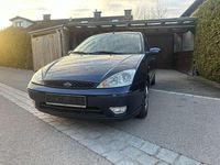 Gebraucht Ford Focus 101 PS (74 kW) 2004 Blau Limousine