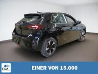 Używany Opel Corsa-e 100 kW (136 KM) 2024 Czarny Hatchback