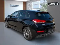 Gebraucht Hyundai i30 Edition 30 120 PS (88 kW) 2021 Schwarz Limousine