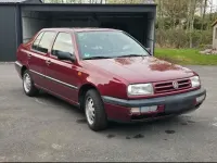 Gebraucht VW Vento 75 PS (55 kW) 1995 Rot Limousine