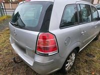 Gebraucht Opel Zafira 105 PS (77 kW) 2005 Silber Van / Kleinbus