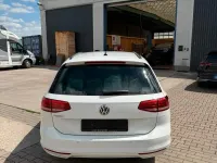 Gebraucht VW Passat Comfortline 150 PS (110 kW) 2019 Weiß Kombi