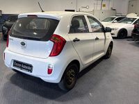 Second-hand Kia Picanto 69 CP (50 kW) 2013 Alb Hatchback