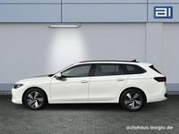 Gebraucht VW Passat R 150 PS (110 kW) 2024 Pure white Kombi
