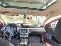 Gebraucht VW Passat 140 PS (102 kW) 2014 Rot Kombi