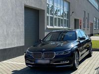 Gebraucht BMW 750L 449 PS (330 kW) 2015 Grau Limousine