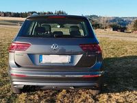 Gebraucht VW Tiguan 190 PS (139 kW) 2018 Grau SUV