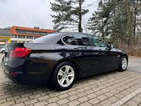 Gebraucht BMW 520 190 PS (139 kW) 2011 Schwarz Limousine