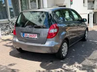 Gebraucht Mercedes A160 95 PS (69 kW) 2011 Mountaingrau  met. Kleinwagen