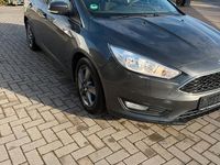 Gebraucht Ford Focus 125 PS (91 kW) 2015 Grau Kombi