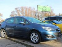 Gebraucht Opel Astra Edition 120 PS (88 kW) 2016 Azur blau (m2) Kleinwagen