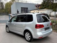 Gebraucht VW Touran 140 PS (102 kW) 2014 Silber Van / Kleinbus