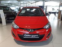 Gebraucht Hyundai i20 Edition 86 PS (63 kW) 2013 Rot Kleinwagen