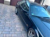 Second-hand BMW 318 Basis 1998 Negru Berlinǎ