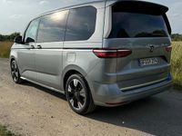 Gebraucht VW Multivan Style 150 PS (110 kW) 2024 Silber Van