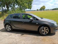 Gebraucht Opel Astra 101 PS (74 kW) 2012 Braun Limousine