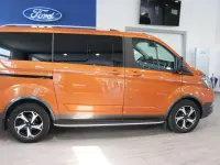 Gebraucht Ford Tourneo Active 131 PS (96 kW) 2022 Orange Van / Kleinbus