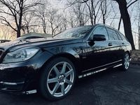 Gebraucht Mercedes C350 306 PS (225 kW) 2011 Schwarz Kombi