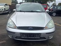 Gebraucht Ford Focus Trend 101 PS (74 kW) 2002 Silber Limousine